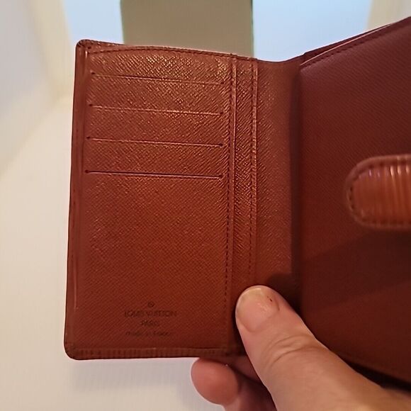 LOUIS VUITTON Porte Monet Bier Viennois Epi Leather Brown Kiss Lock Wallet GUC - Picture 13 of 16